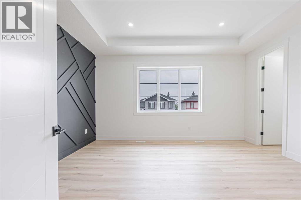 Single Family House for Sale in  Saddlecrest Circle NE Saddle Ridge Calgary 