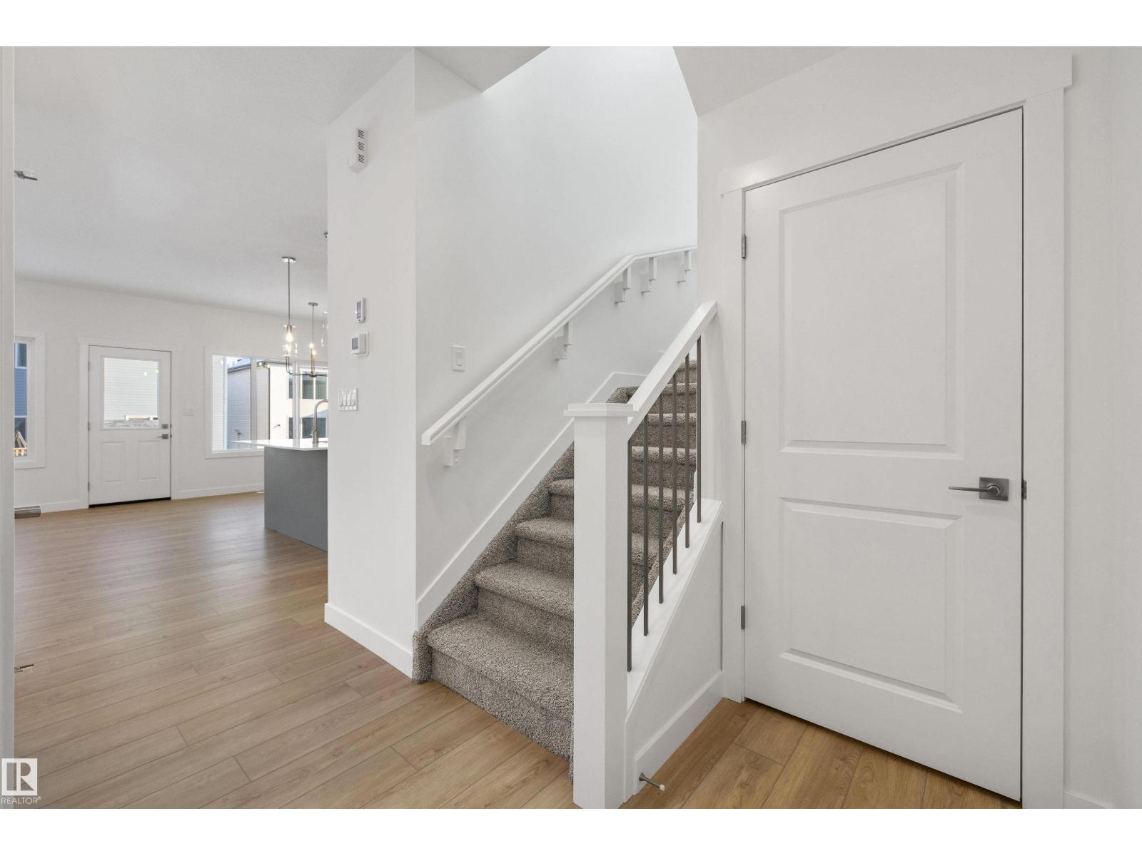 17349 6A ST NE - 4