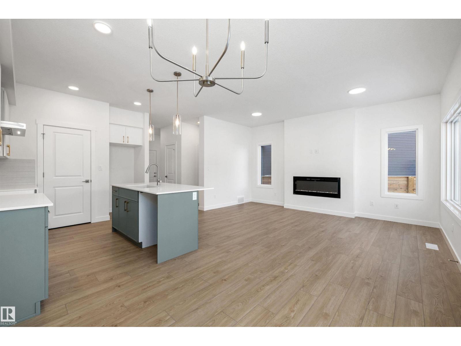 17349 6A ST NE - 15