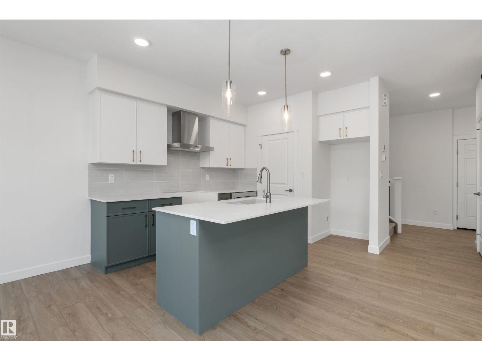 17349 6A ST NE - 16
