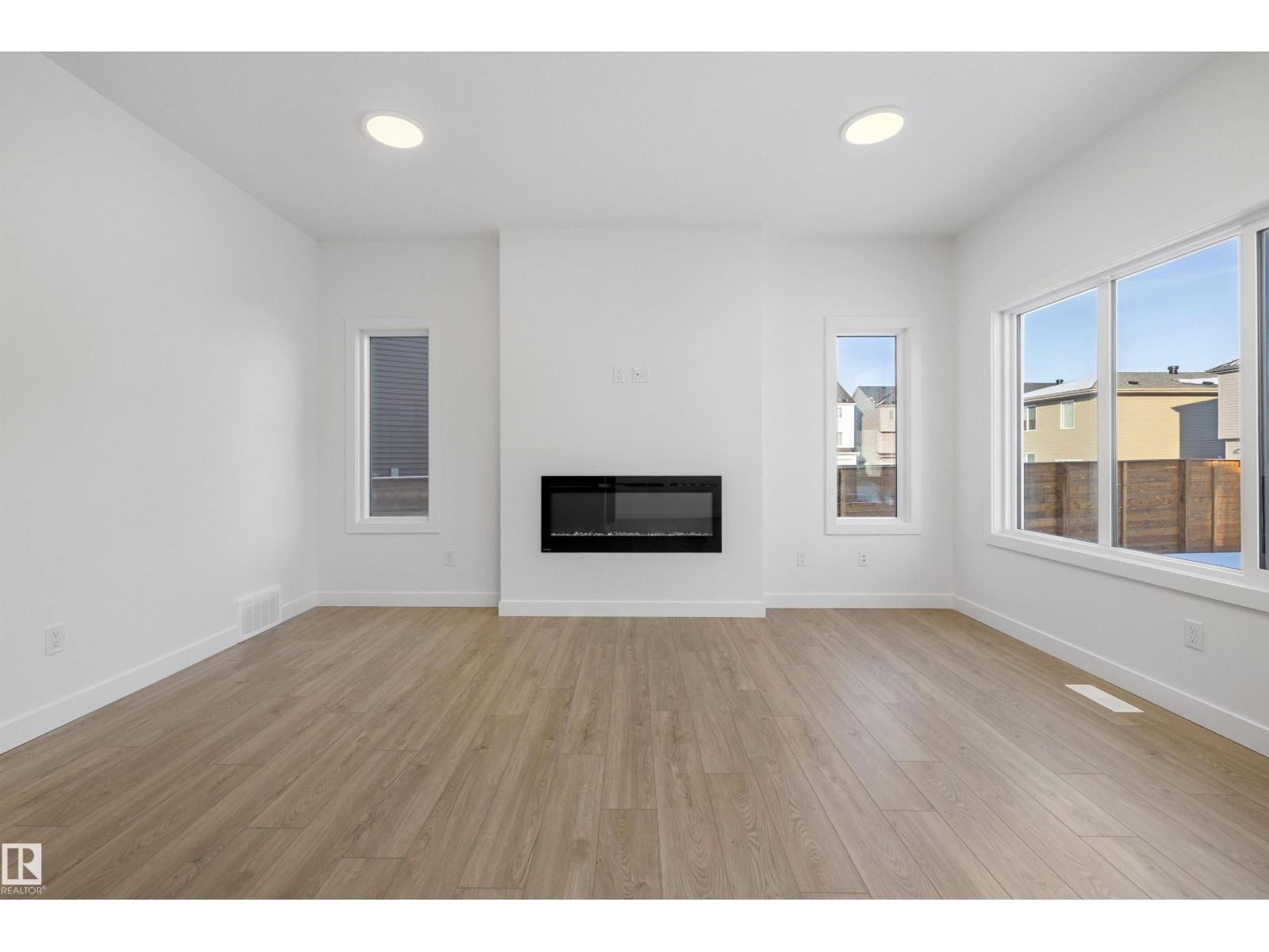 17349 6A ST NE - 8