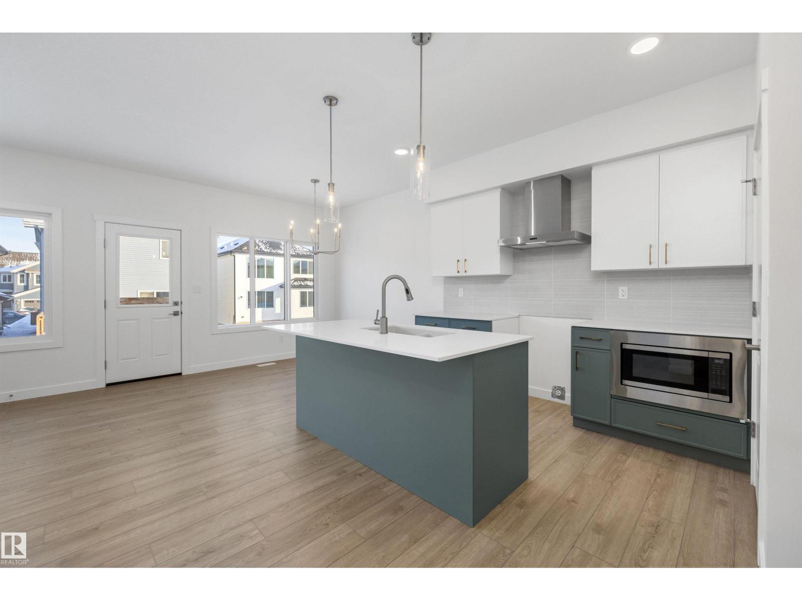 17349 6A ST NE - 19