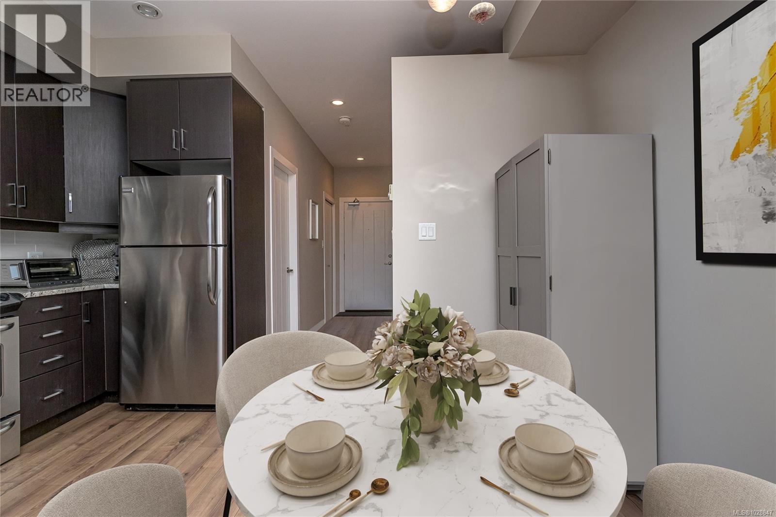 #203 2655 Sooke Rd - 2