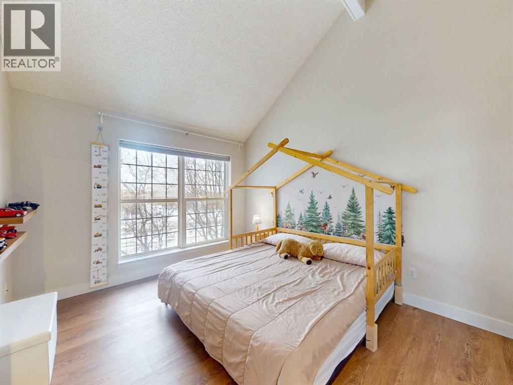 Single Family House for Sale in   Sirocco Drive SW Signal Hill Calgary 