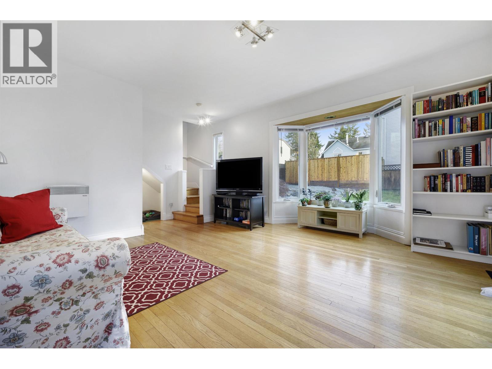 828 NICOLUM COURT, North Vancouver