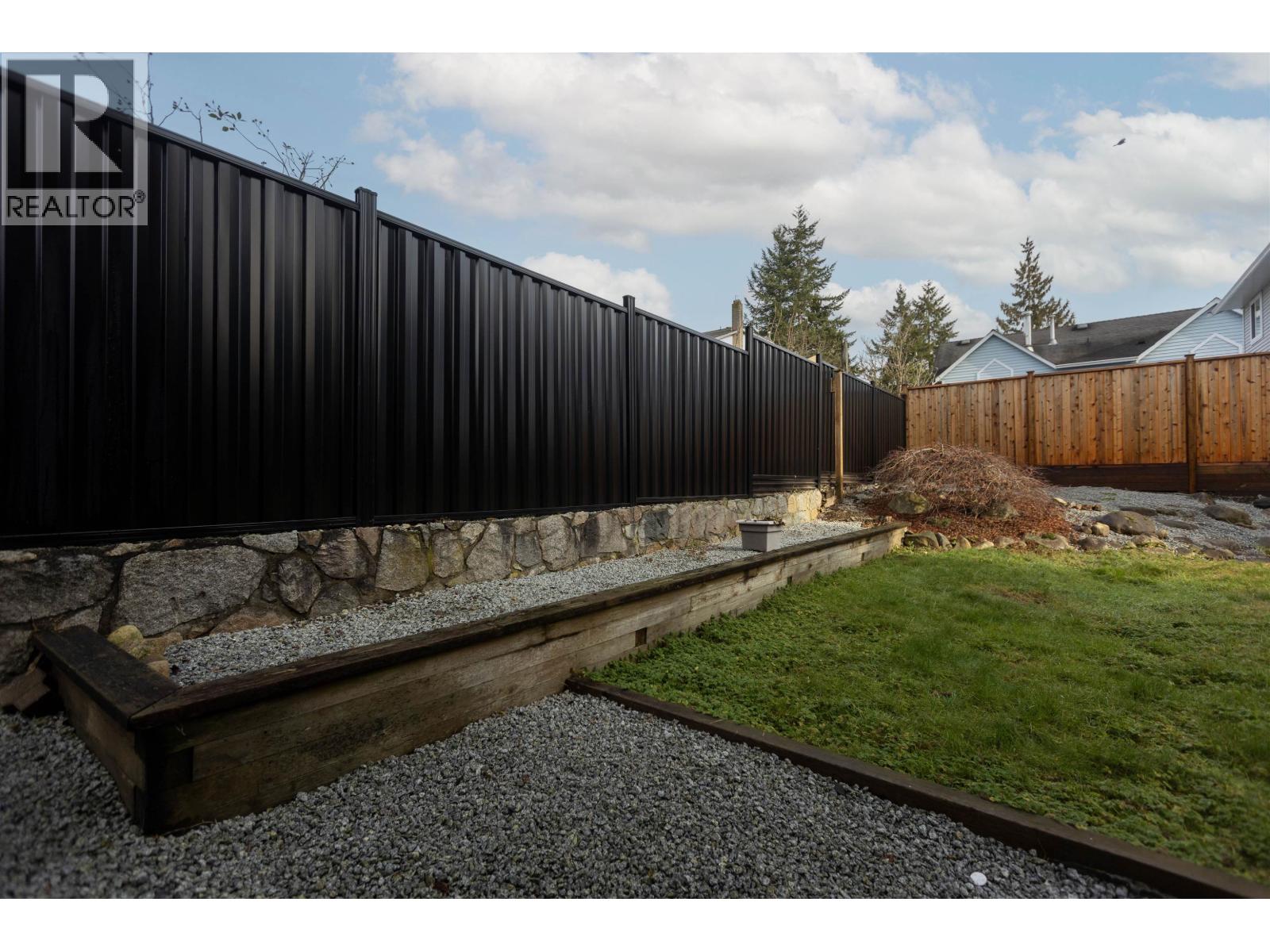 828 NICOLUM COURT, North Vancouver