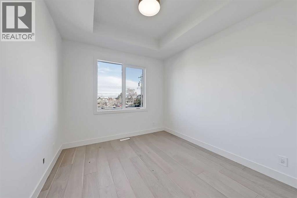 Single Family House for Sale in   Street SW Killarney/Glengarry Calgary 