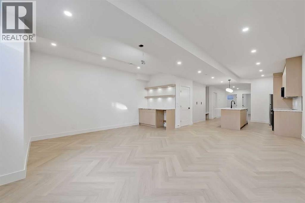 Single Family House for Sale in   Street SW Killarney/Glengarry Calgary 