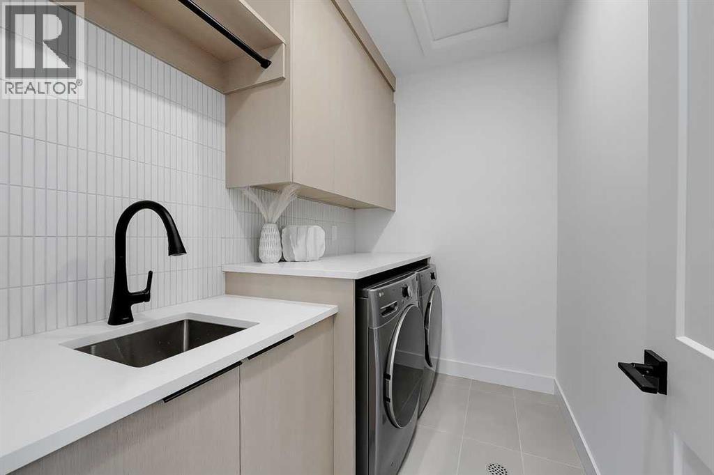 Single Family House for Sale in   Street SW Killarney/Glengarry Calgary 