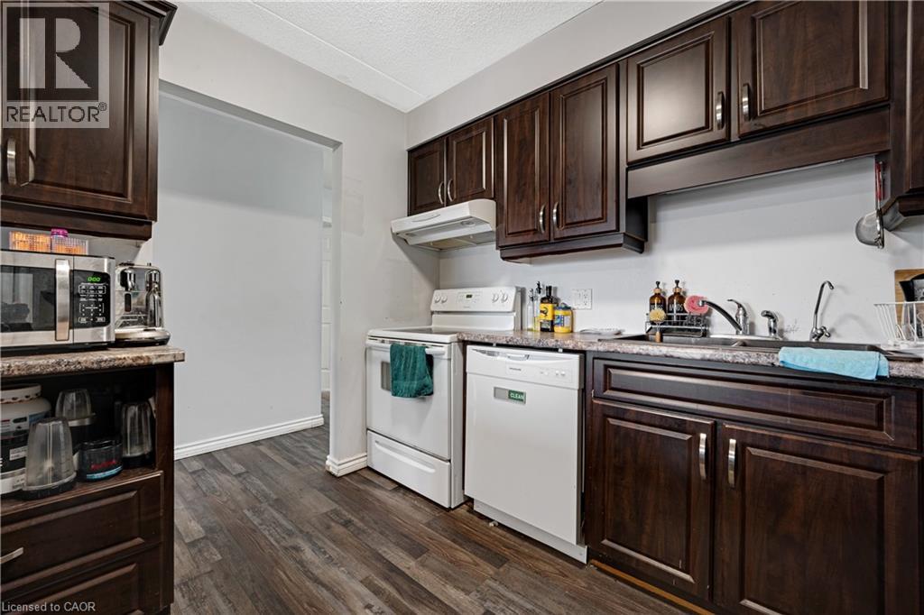 #301 401 ERB Street W - 31