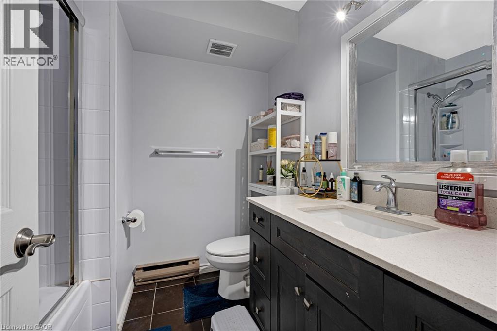 #301 401 ERB Street W - 38
