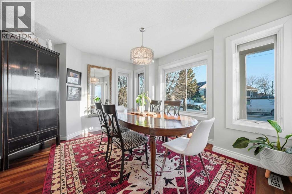 Single Family House for Sale in   Avenue SW Erlton Calgary 