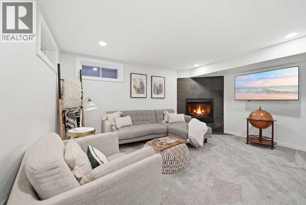 Single Family House for Sale in   Avenue SW Erlton Calgary 