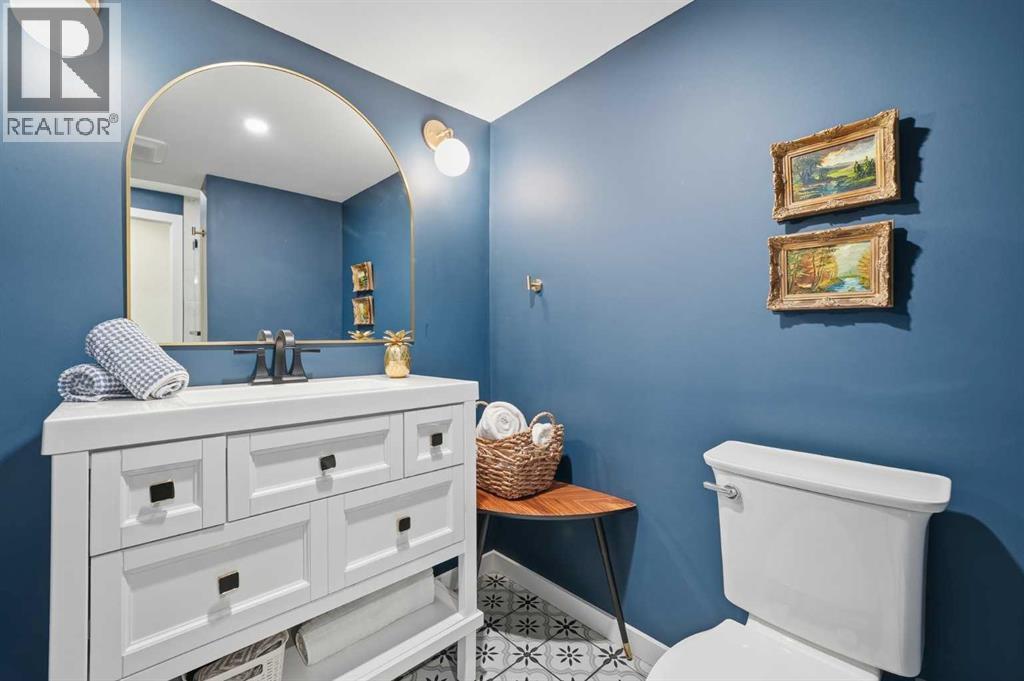 Single Family House for Sale in   Avenue SW Erlton Calgary 