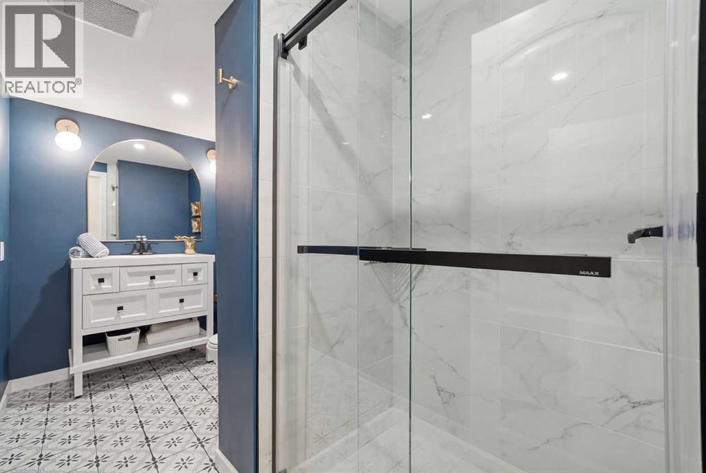 Single Family House for Sale in   Avenue SW Erlton Calgary 