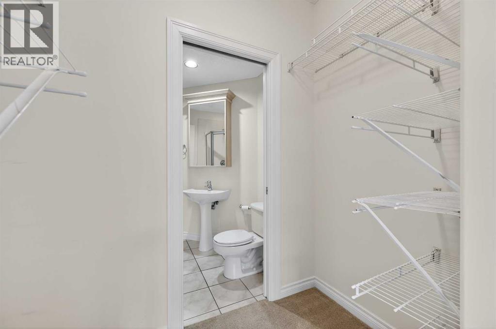 Single Family House for Sale in    Avenue SW Erlton Calgary 