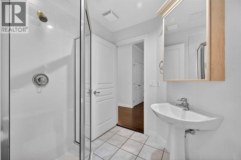 Single Family House for Sale in    Avenue SW Erlton Calgary 