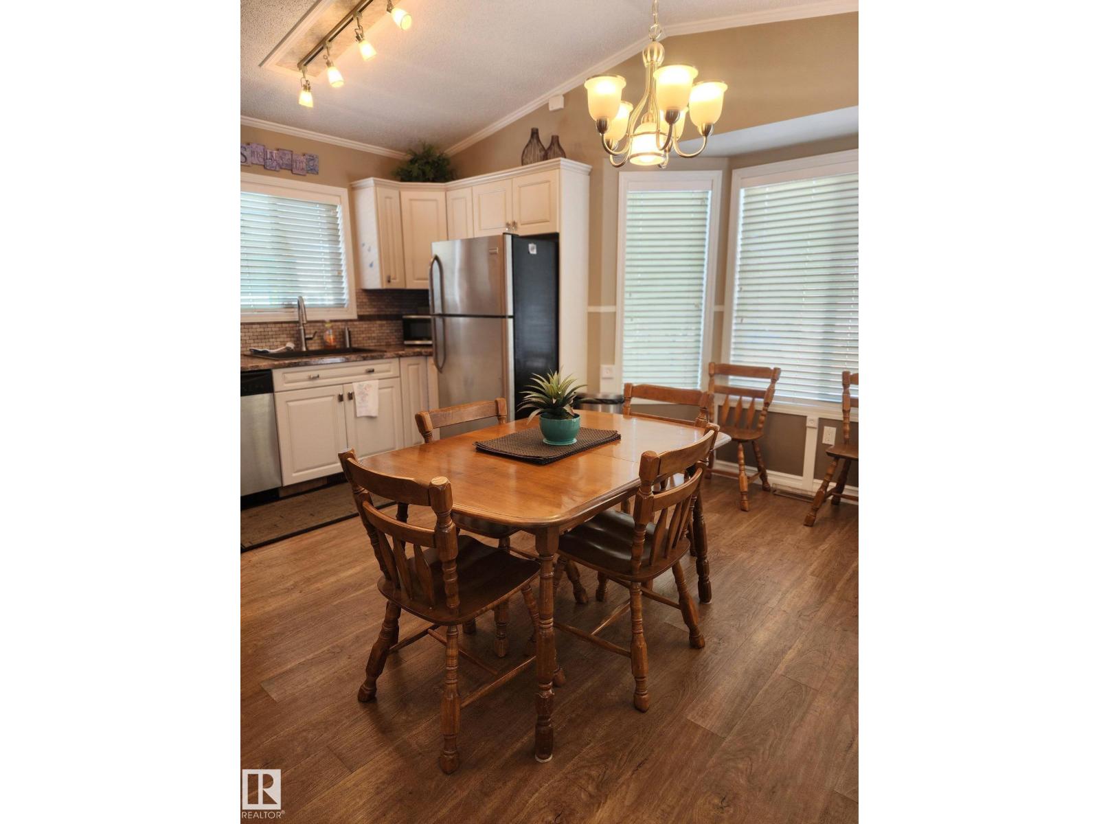 46 Willow Park ES, Leduc