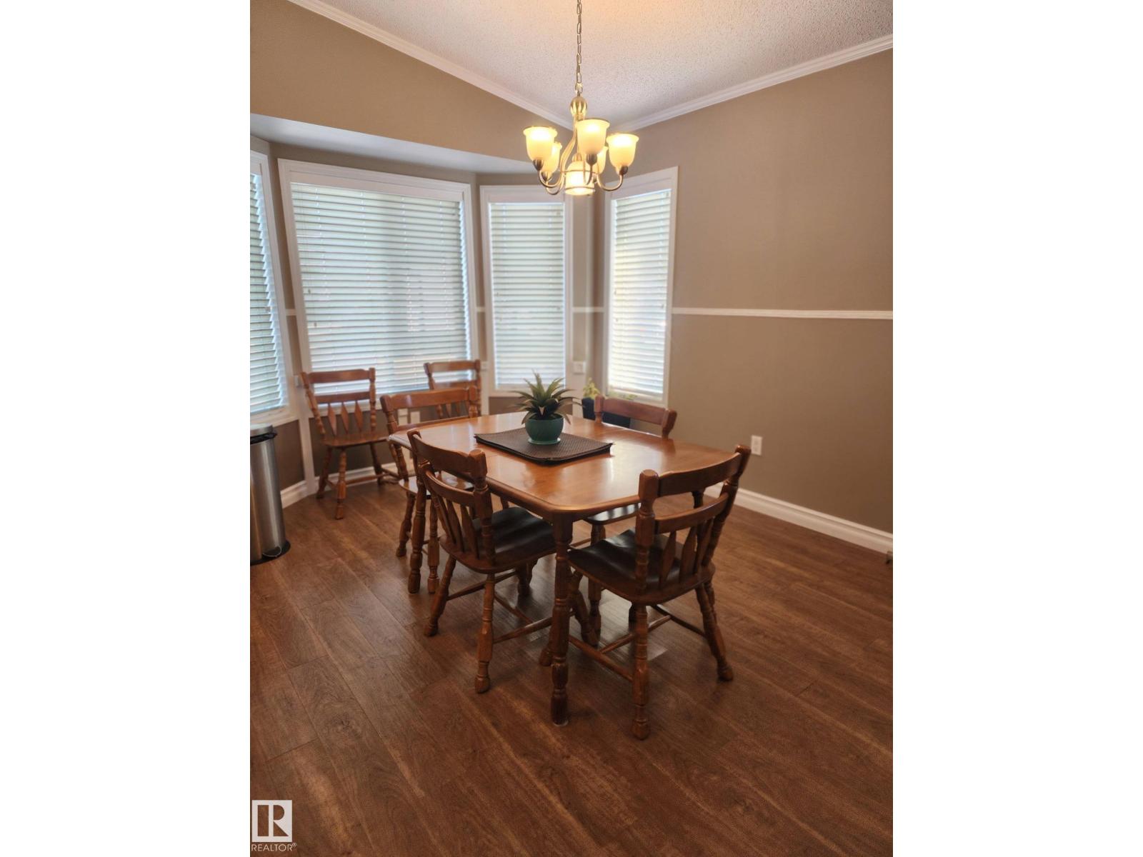 46 Willow Park ES, Leduc