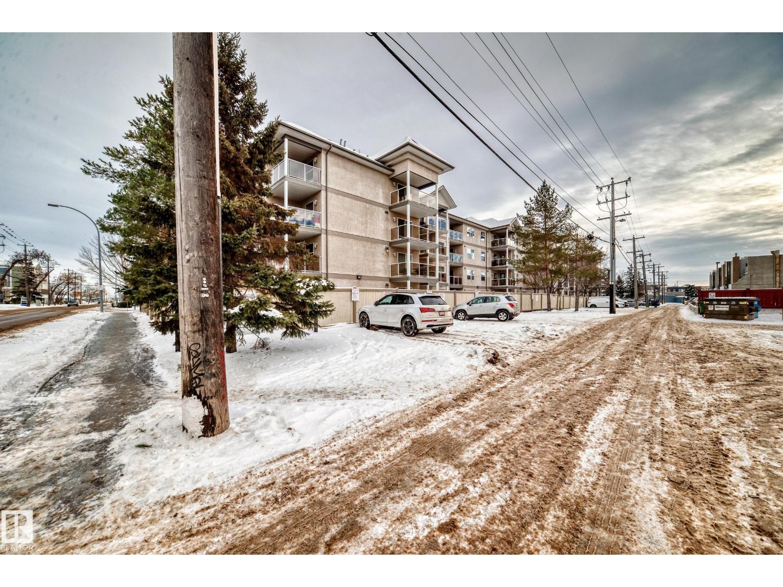 Single Family House for Sale in #   ST NW Edmonton 