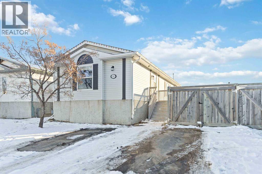 129 Cedar Street, Fort McMurray