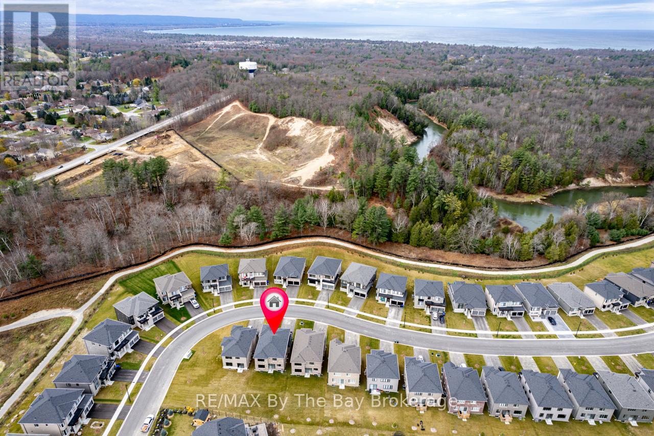 169 ROSANNE CIRCLE, Wasaga Beach, Ontario