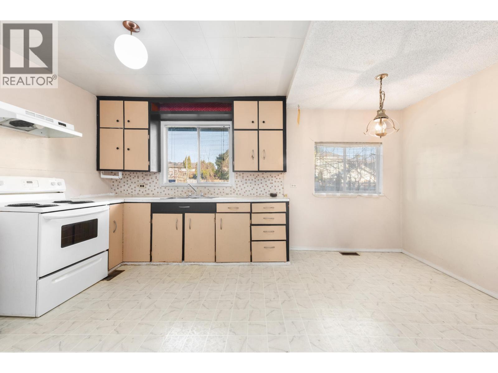 10331 FINLAYSON DRIVE, Richmond