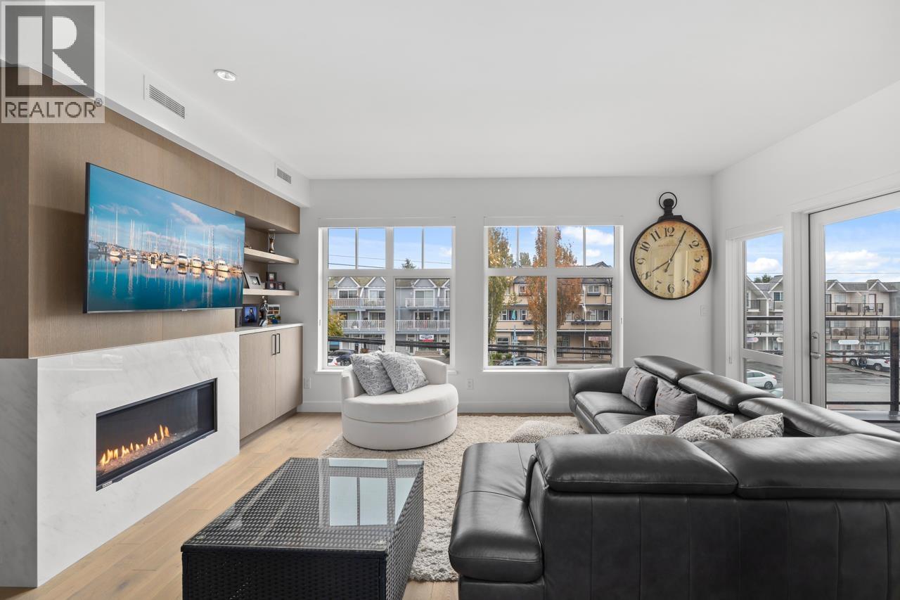 209 12088 3RD Avenue - main photo