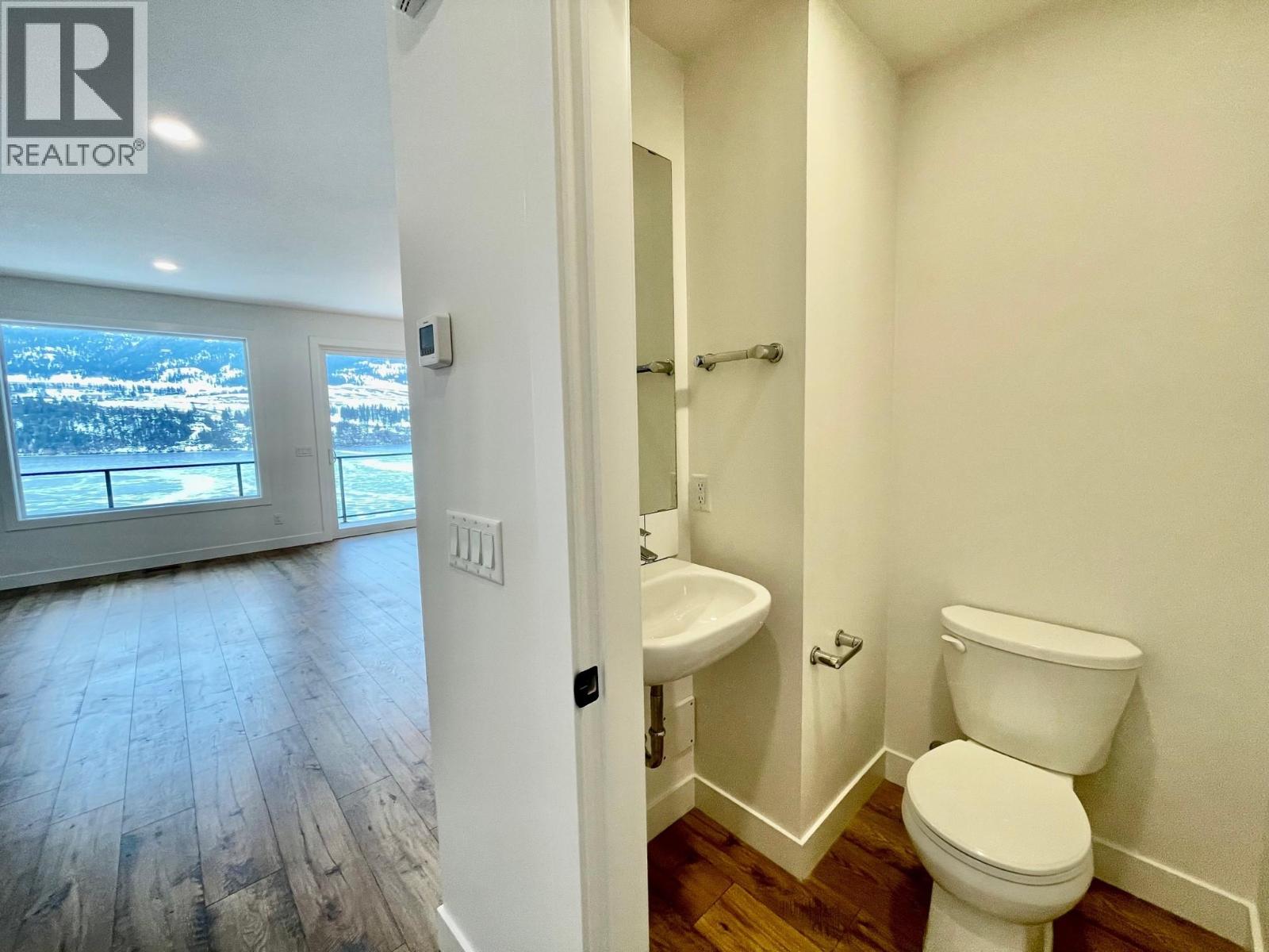 12075 Oceola Road Unit# 21, Lake Country