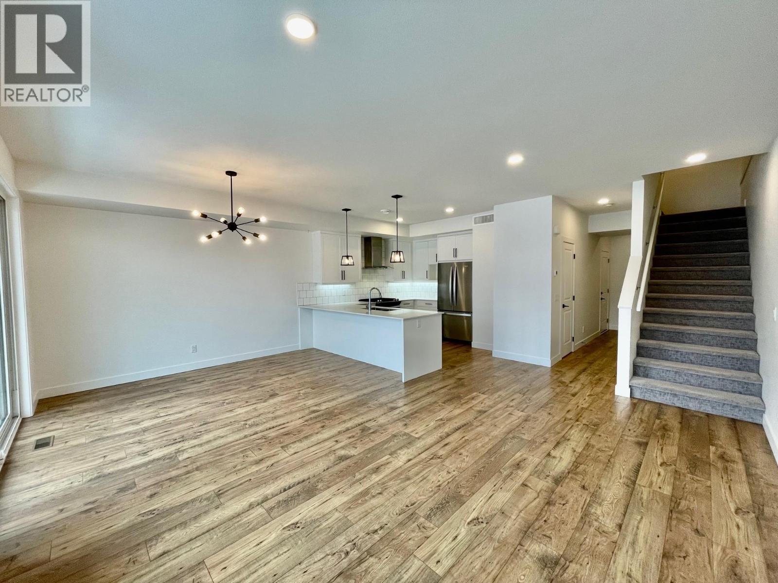 12075 Oceola Road Unit# 21, Lake Country