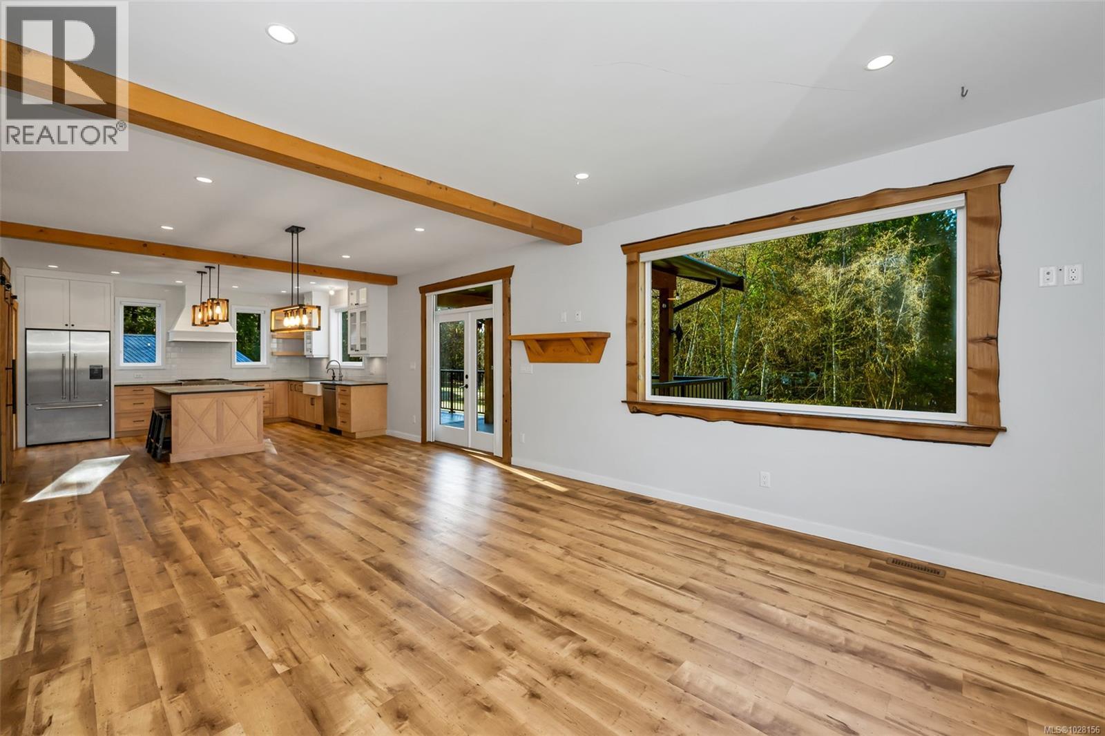 1696 PEERLESS RD - 20