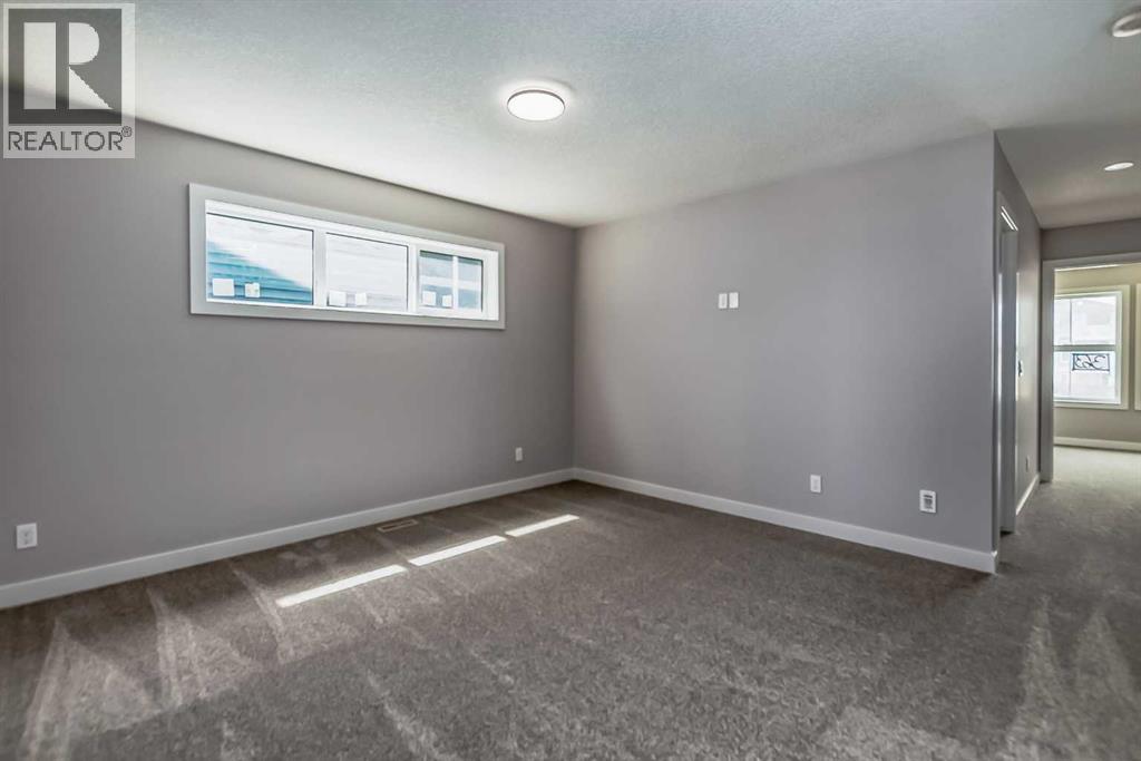 4 Topaz Place, Cochrane