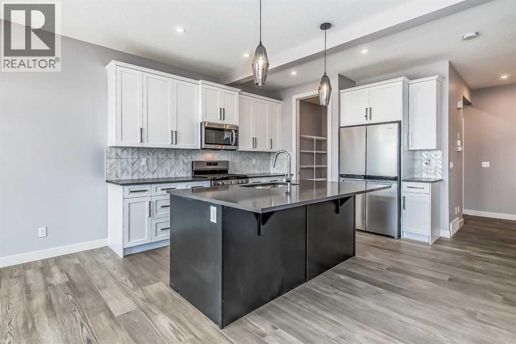 4 Topaz Place, Cochrane