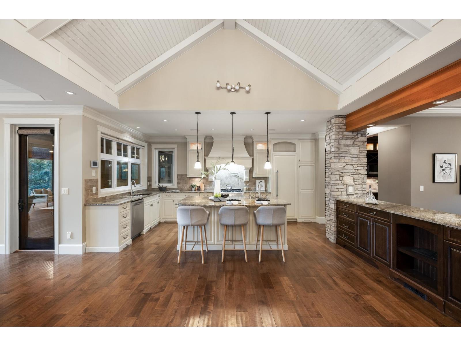 23455 8 AVENUE, Langley