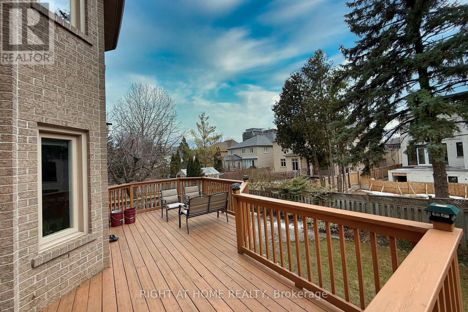 27 ADDISON STREET — photo 44