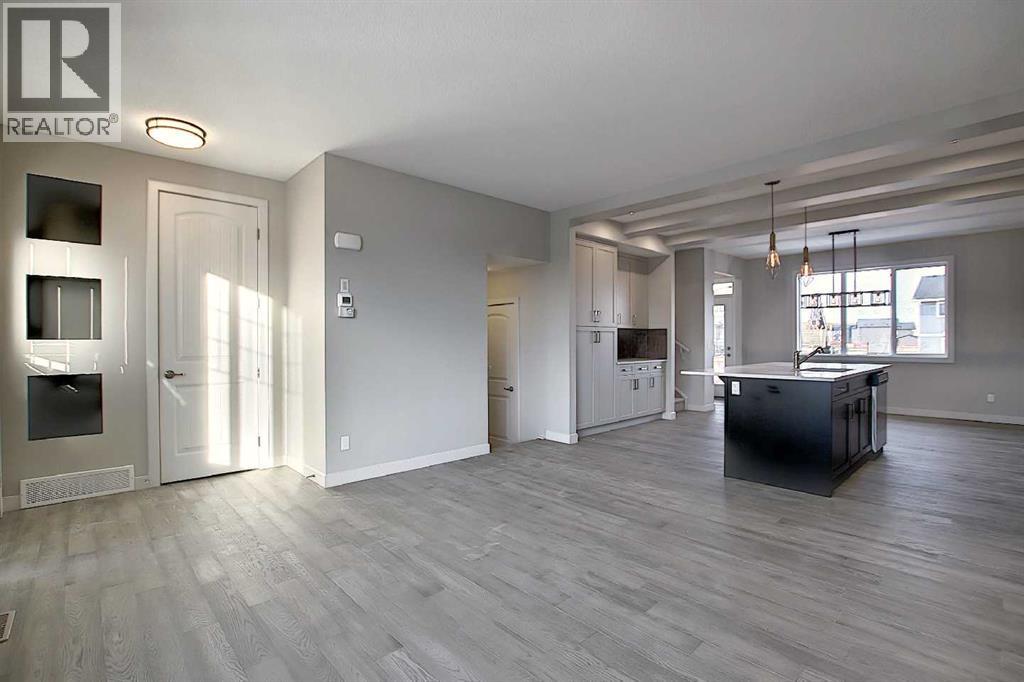 434 River Avenue, Cochrane