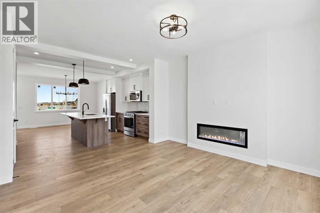 414 River Avenue, Cochrane