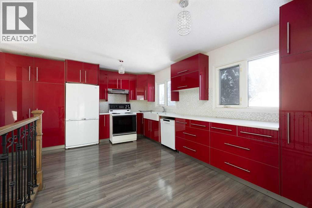 21 Ells Crescent, Fort McMurray