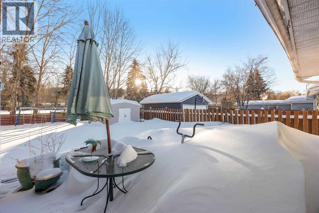 21 Ells Crescent, Fort McMurray