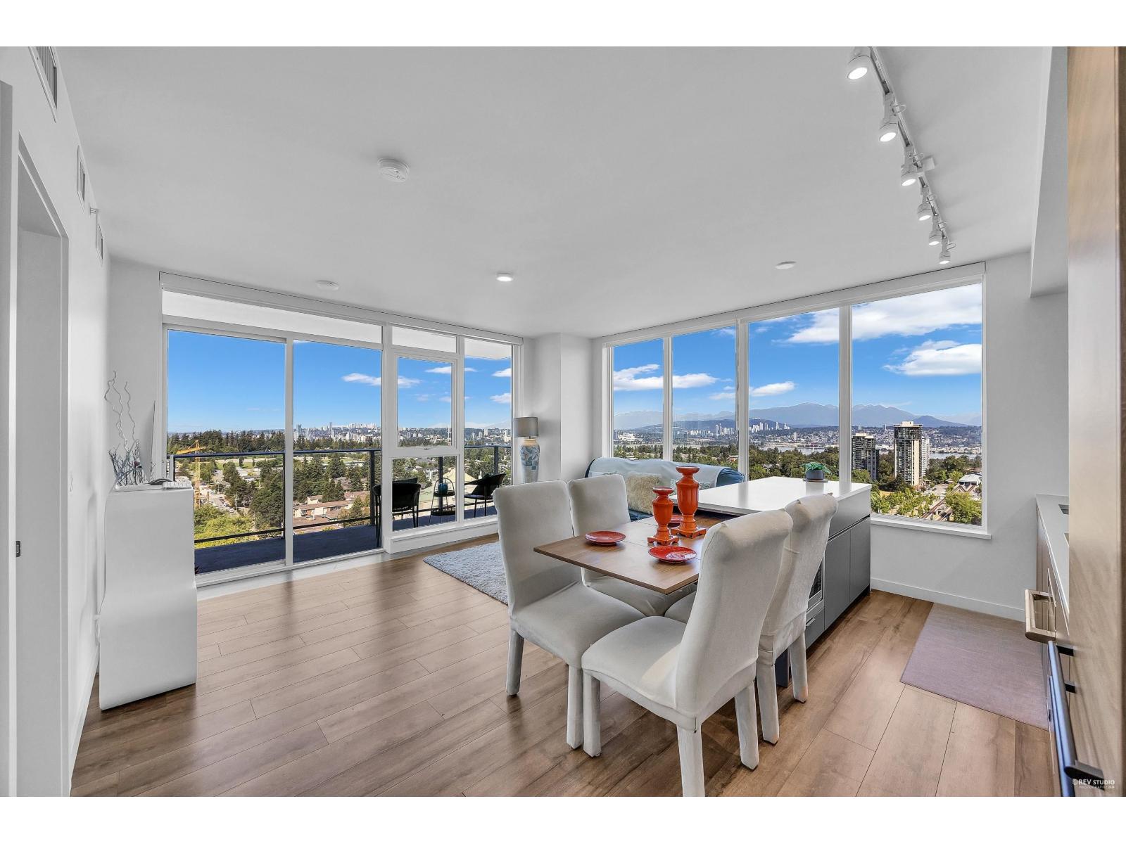 2202 13428 105 Avenue - main photo