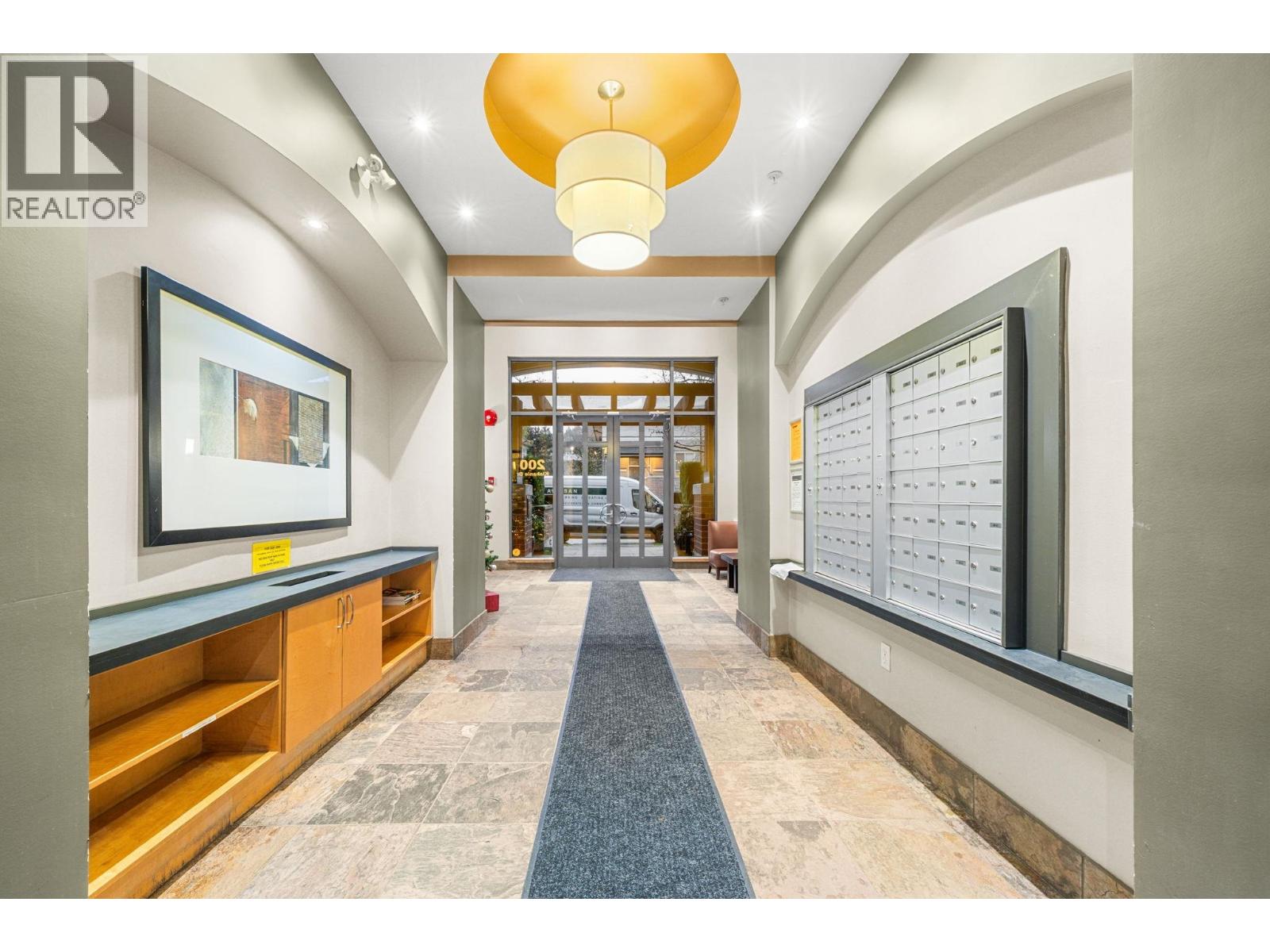 208 200 KLAHANIE DRIVE, Port Moody