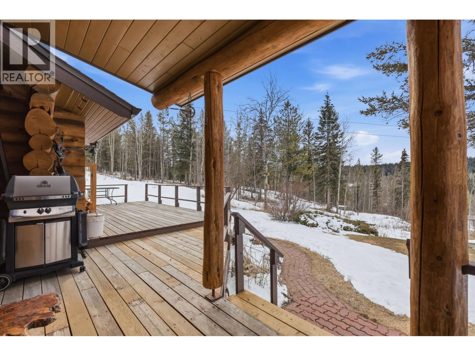 2815 PIONEER CRESCENT - 31