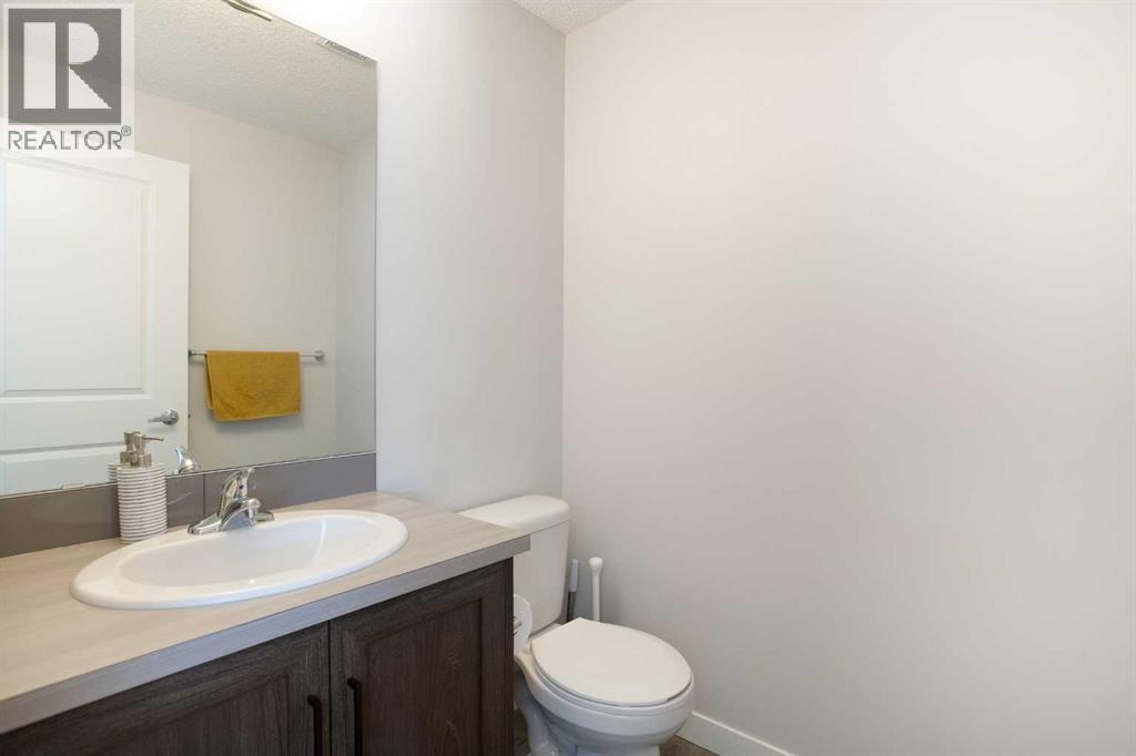 250 Fireside View, Cochrane