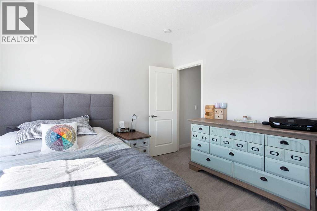 250 Fireside View, Cochrane