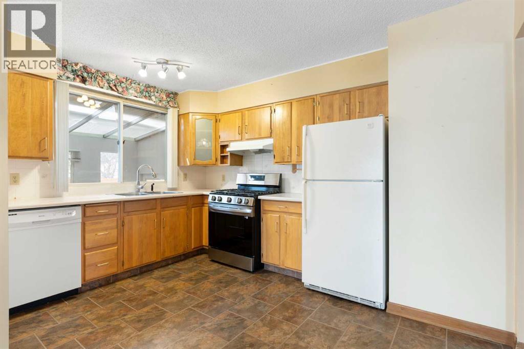 Single Family House Bungalow for Sale in   Street SE Dover Calgary 