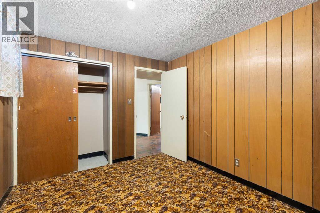 Single Family House Bungalow for Sale in   Street SE Dover Calgary 