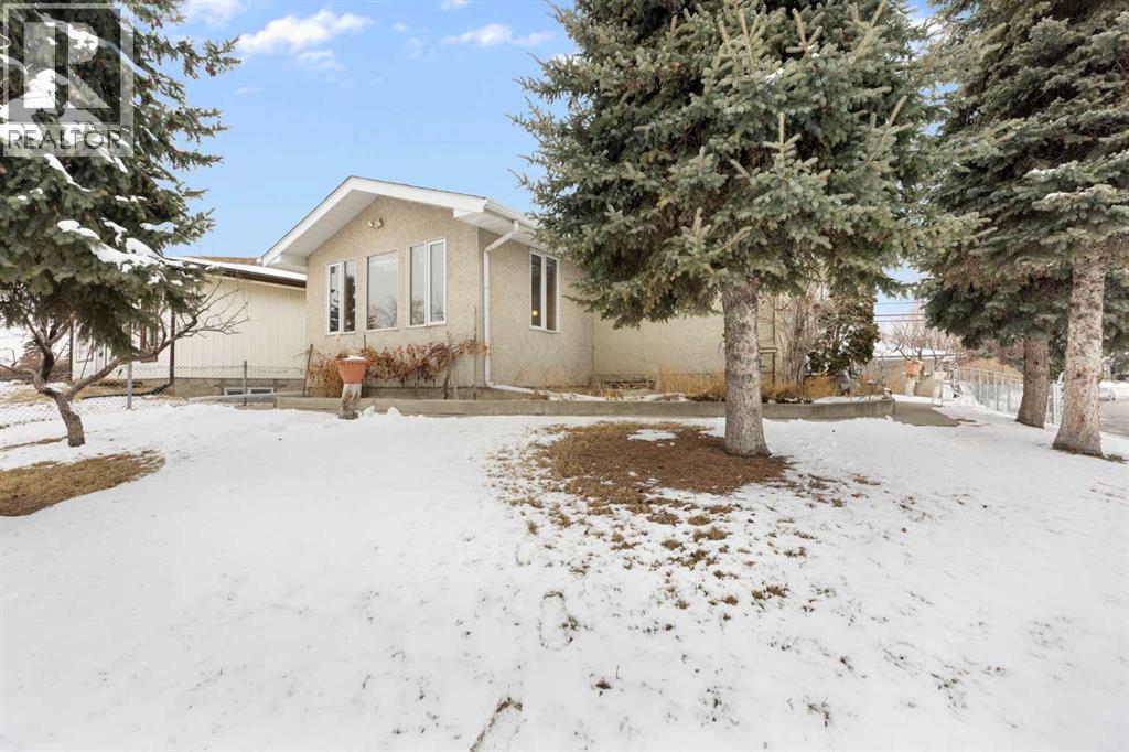 Single Family House Bungalow for Sale in   Street SE Dover Calgary 