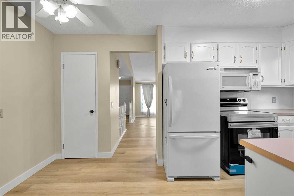 Single Family House Bungalow for Sale in  Berkley Drive NW Beddington Heights Calgary 