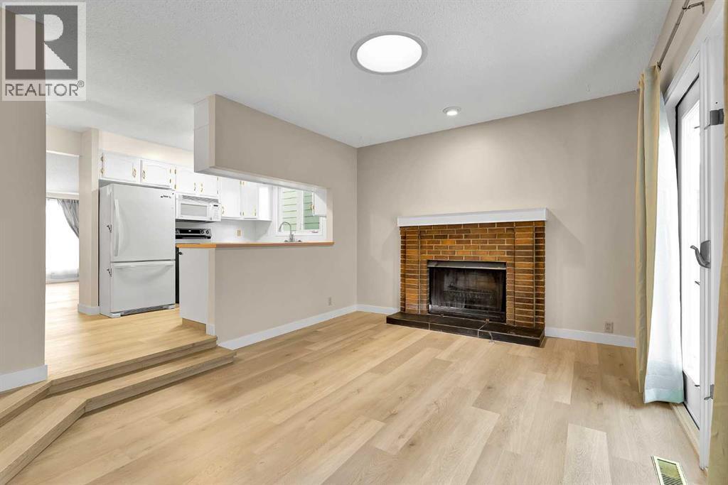 Single Family House Bungalow for Sale in  Berkley Drive NW Beddington Heights Calgary 