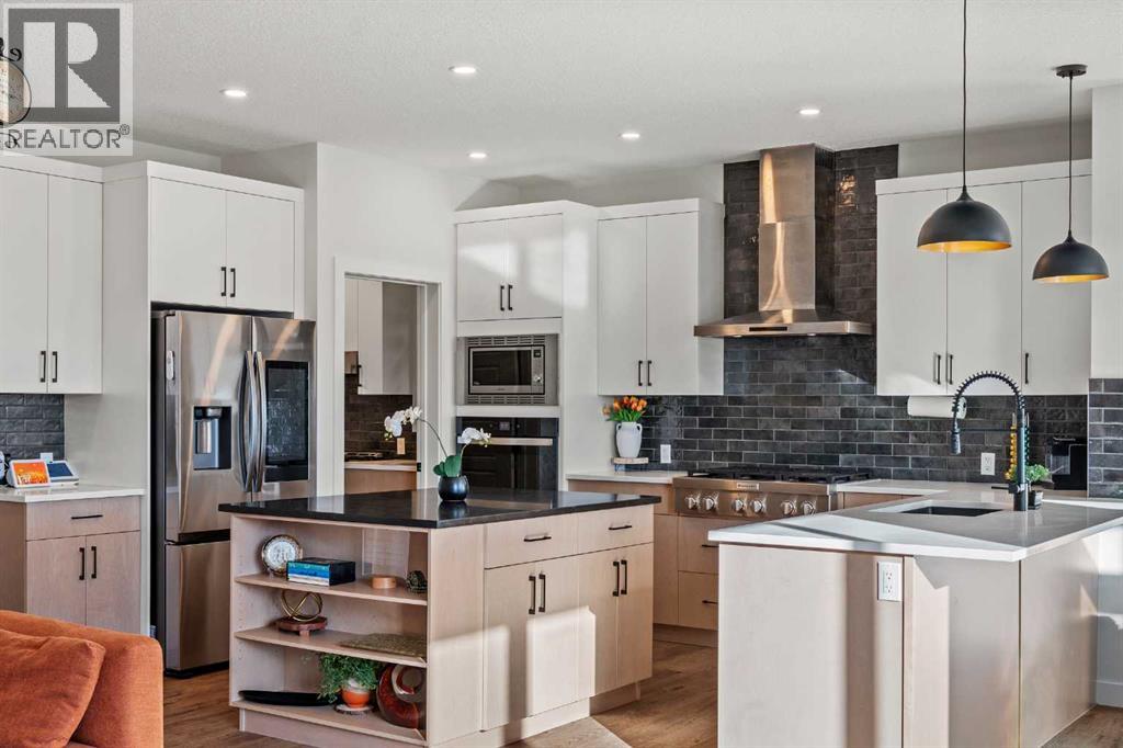 Single Family House for Sale in  Ambleside Crescent NW Moraine Calgary 